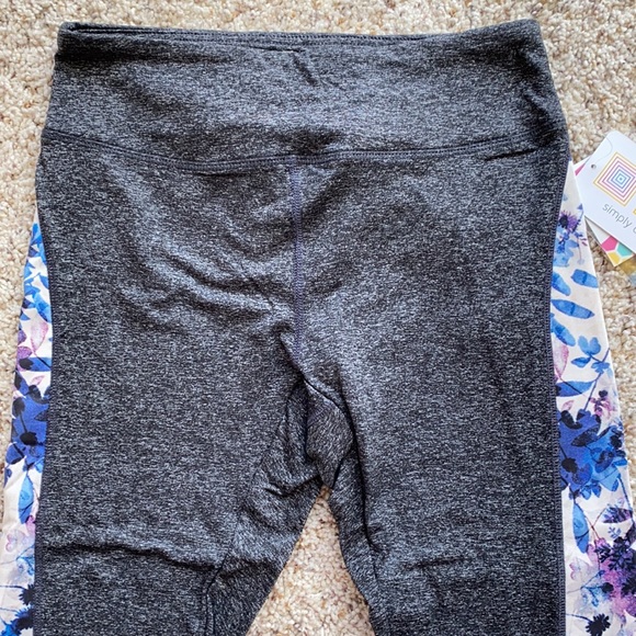 • Lularoe Yoga Jade Pants • - Picture 2 of 5